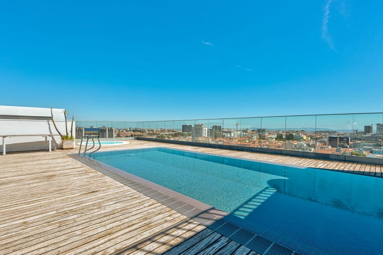 Apartamento T6 para Venda em Avenidas Novas Foto 2