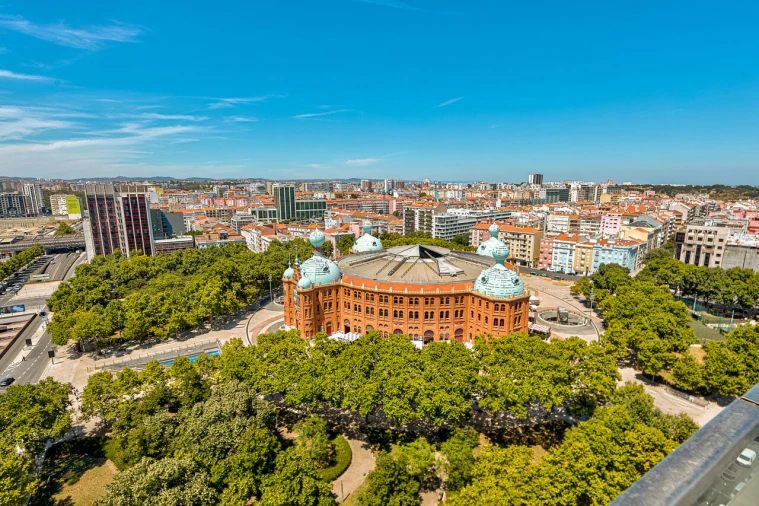 Apartamento T6 para Venda em Avenidas Novas Foto 74