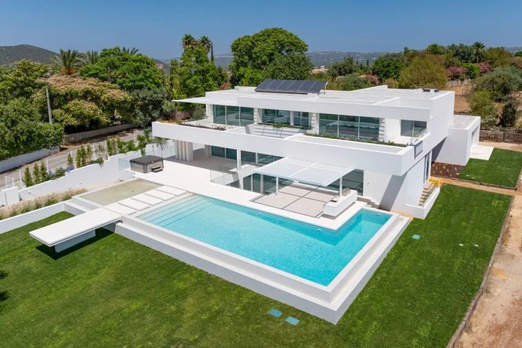 Moradia T5 para Venda em Loule (São Clemente)