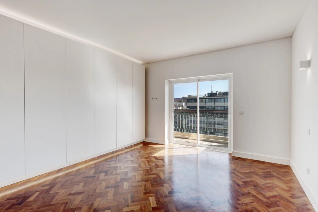 Apartamento T4 para Venda em Avenidas Novas Foto 10