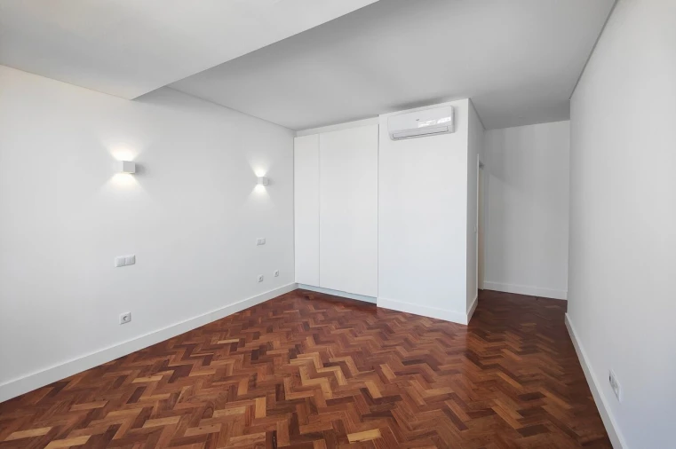 Apartamento T4 para Venda em Avenidas Novas Foto 19