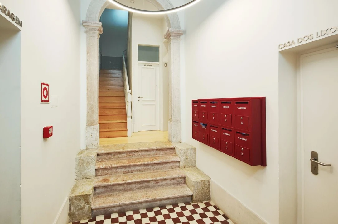 Apartamento T2 para Venda em Santo António Foto 28