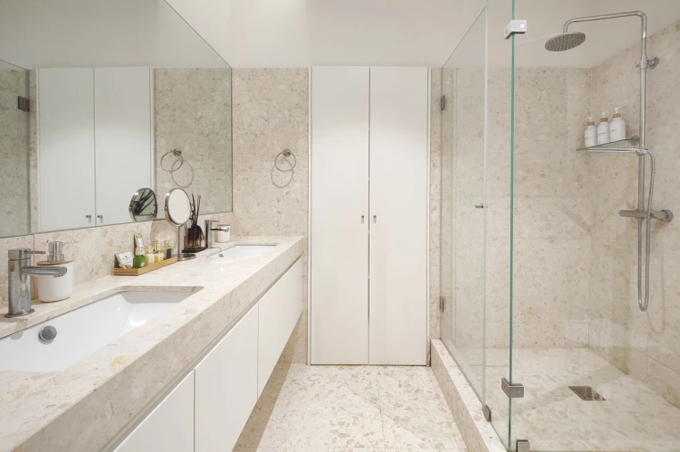 Apartamento T2 para Venda em Santo António Foto 8