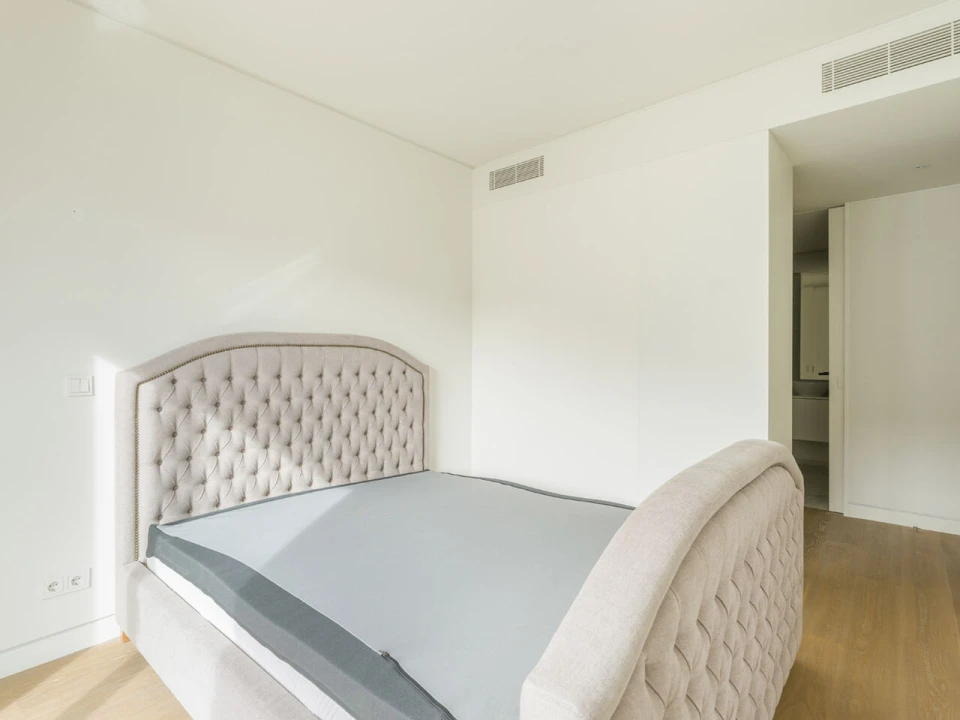 Apartamento T3 para Venda em Santo António Foto 24