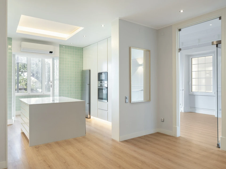 Apartamento T4 para Venda em Avenidas Novas Foto 13