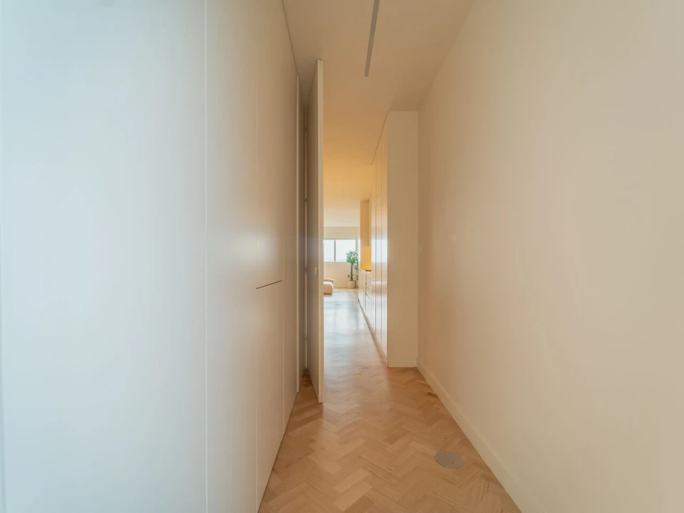 Apartamento T4 para Venda em Cedofeita, Santo Ildefonso, Sé, Miragaia, São Nicolau e Vitória Foto 8