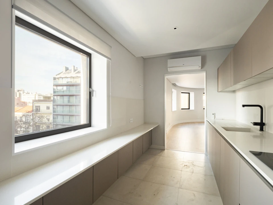 Apartamento T3 para Venda em Arroios Foto 3