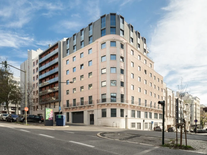 Apartamento T3 para Venda em Arroios Foto 1