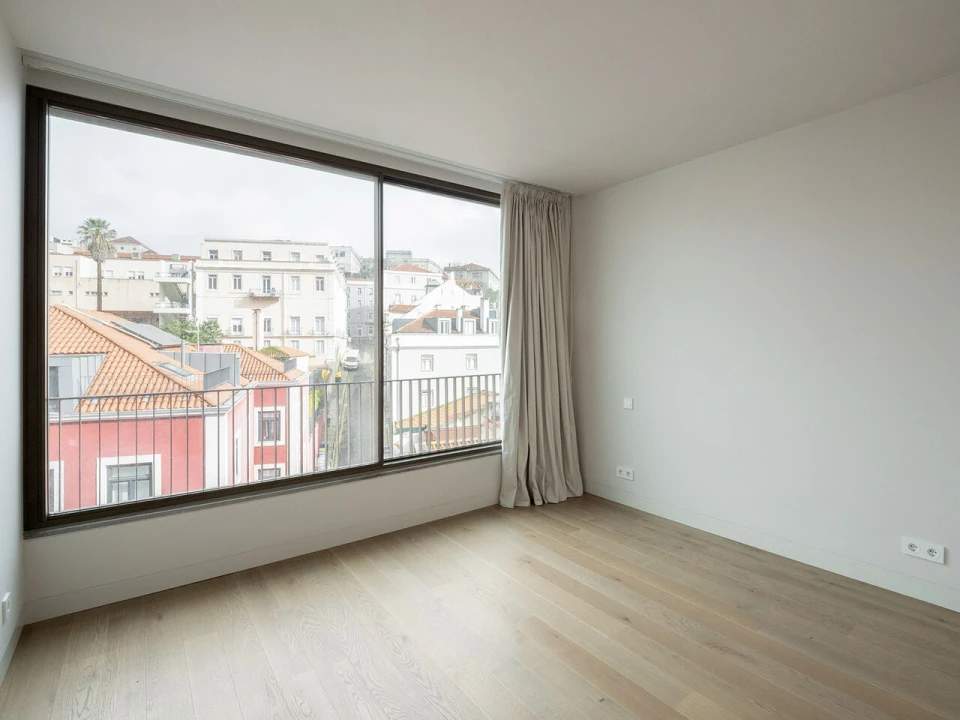 Apartamento T2 para Venda em Santo António Foto 14