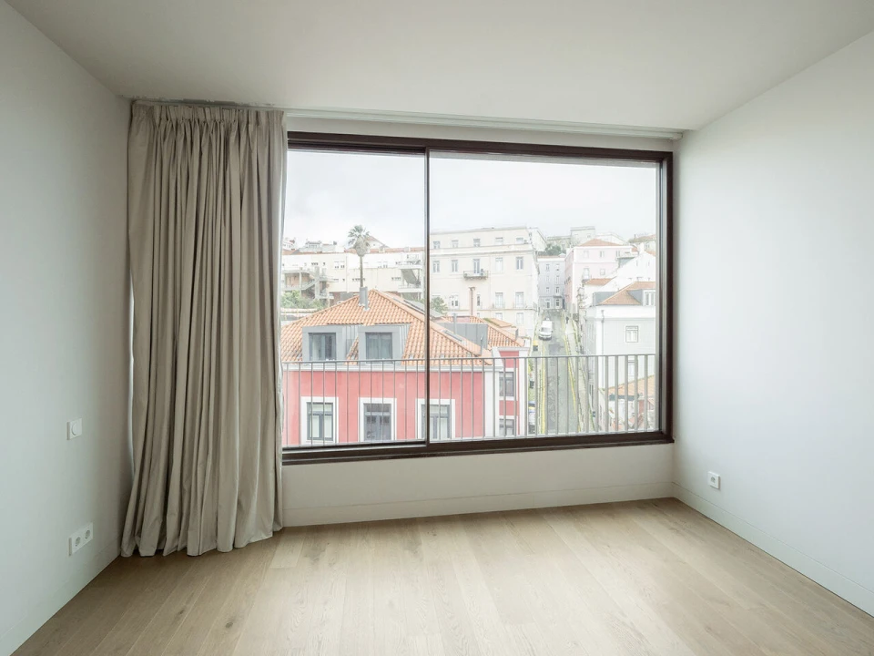Apartamento T2 para Venda em Santo António Foto 11