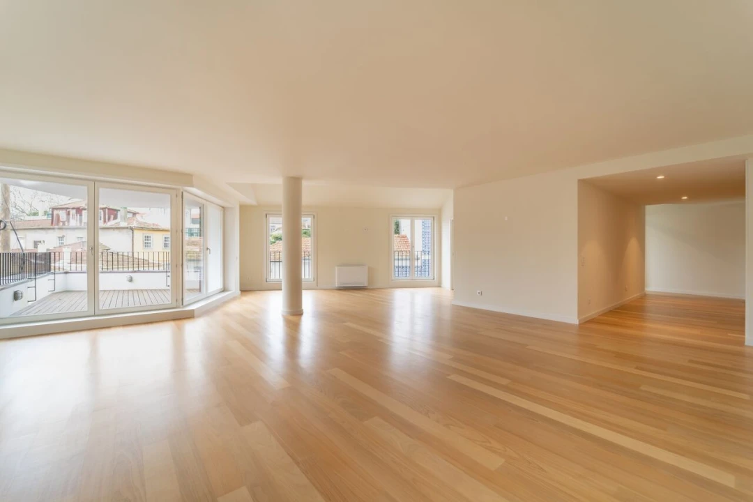 Apartamento T4 para Venda em Aldoar, Foz do Douro e Nevogilde Foto 2