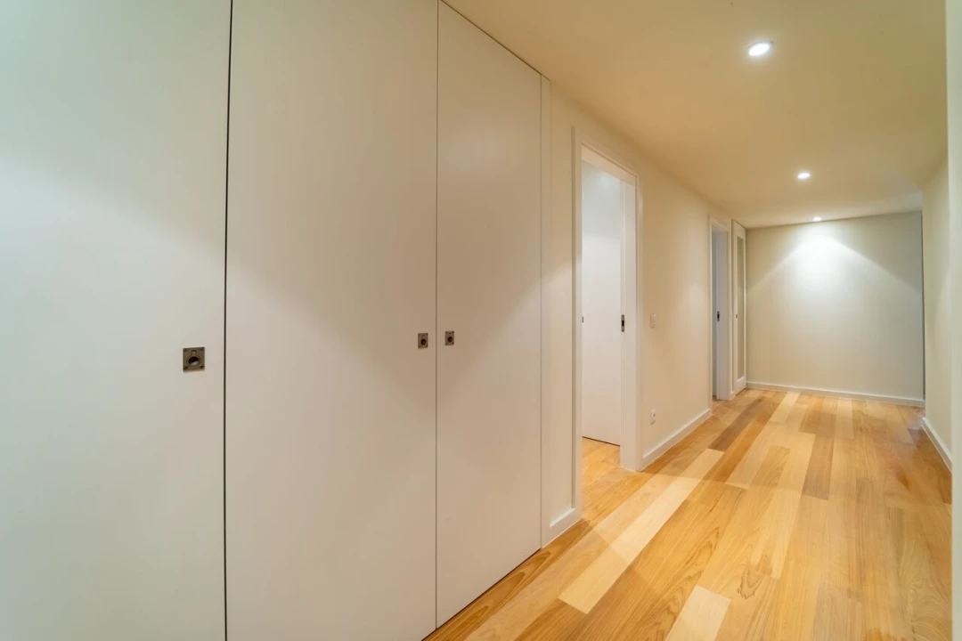 Apartamento T4 para Venda em Aldoar, Foz do Douro e Nevogilde Foto 13