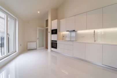 Apartamento T4 para Venda em Aldoar, Foz do Douro e Nevogilde