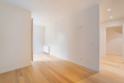 Apartamento T4 para Venda em Aldoar, Foz do Douro e Nevogilde