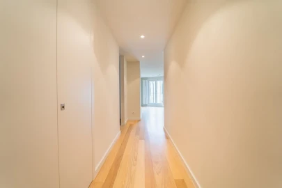Apartamento T4 para Venda em Aldoar, Foz do Douro e Nevogilde