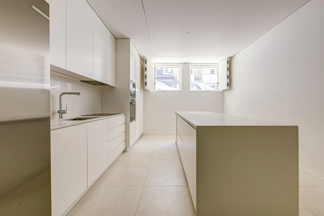 Apartamento T4 para Venda em Santo António Foto 17