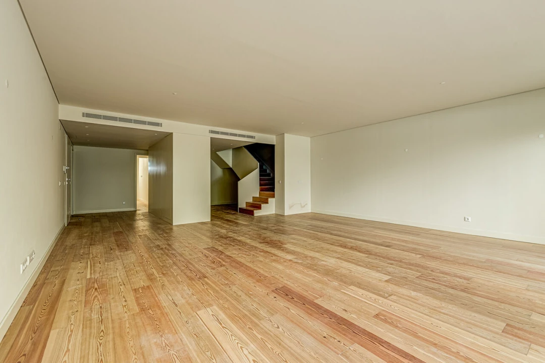 Apartamento T4 para Venda em Santo António Foto 19