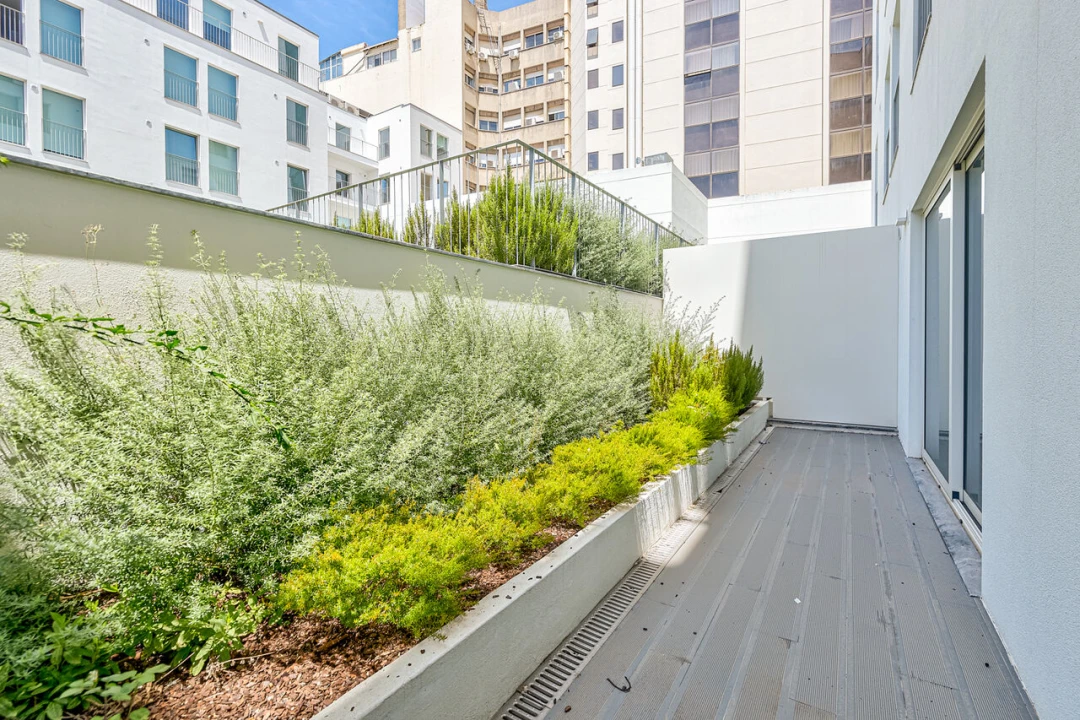 Apartamento T4 para Venda em Santo António Foto 33