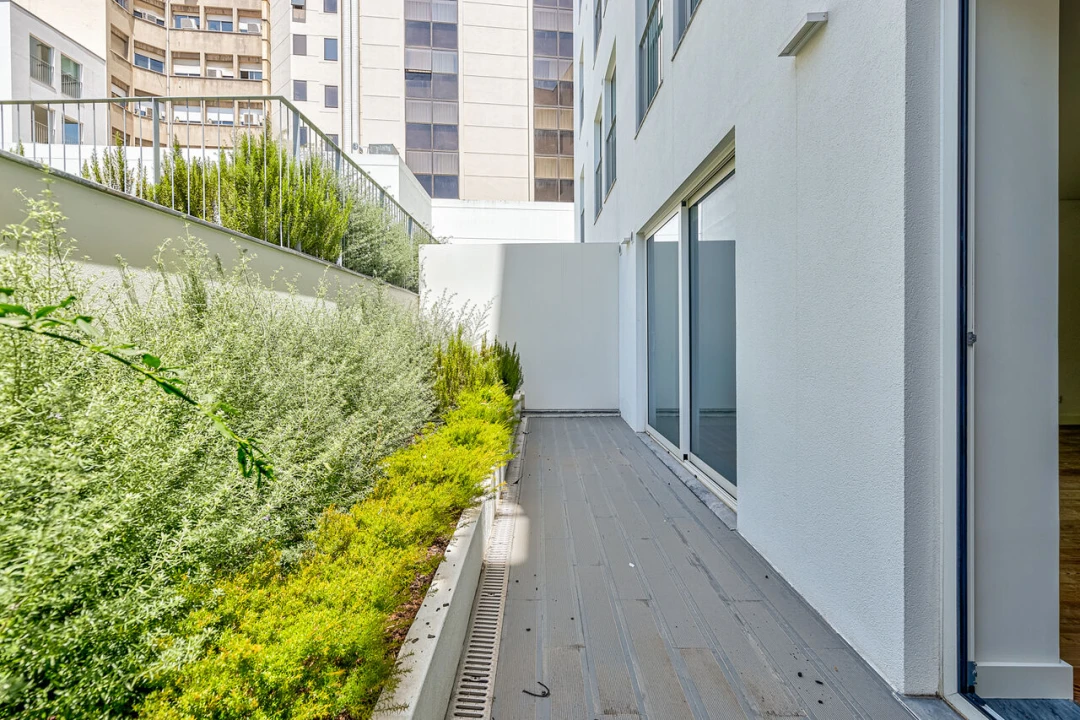 Apartamento T4 para Venda em Santo António Foto 3