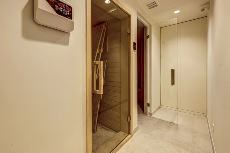 Apartamento T4 para Venda em Santo António Foto 36