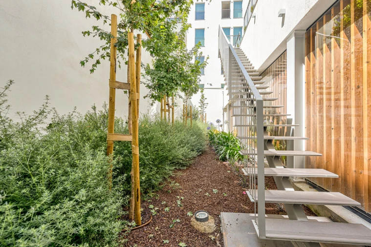 Apartamento T4 para Venda em Santo António Foto 44