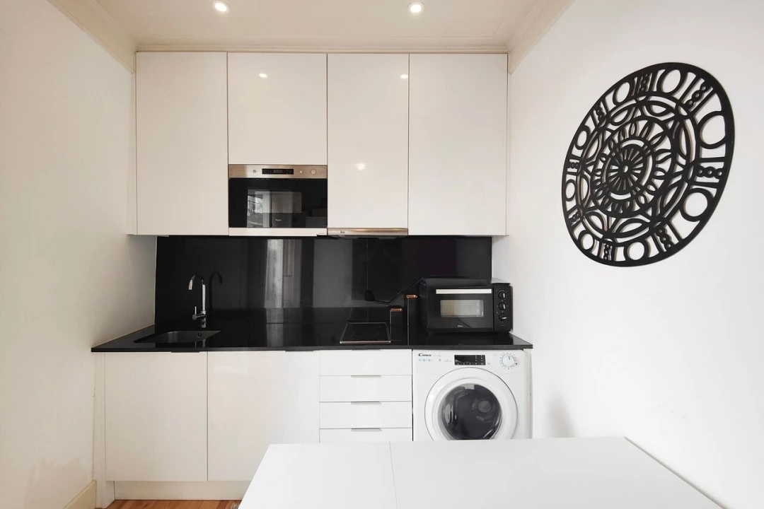 Apartamento T0 para Venda em Santa Maria Maior Foto 3