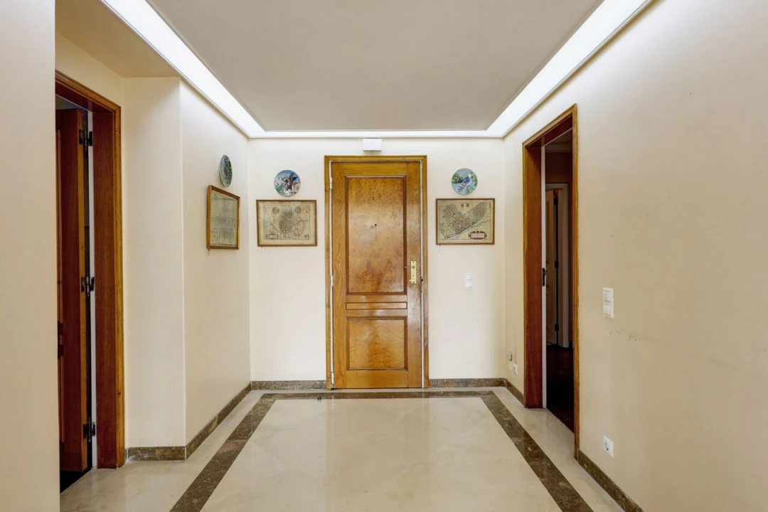 Apartamento T4 para Venda em Areeiro Foto 19