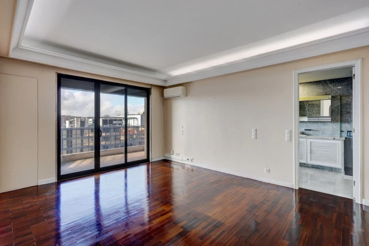 Apartamento T4 para Venda em Areeiro Foto 7