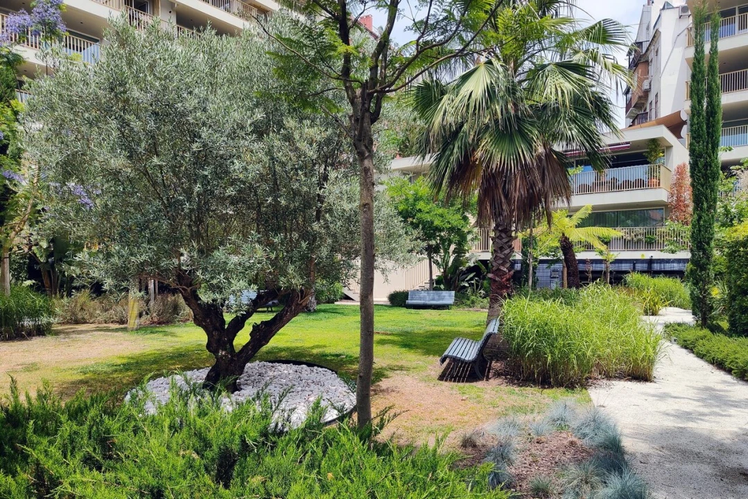 Apartamento T3 para Venda em Santo António Foto 2