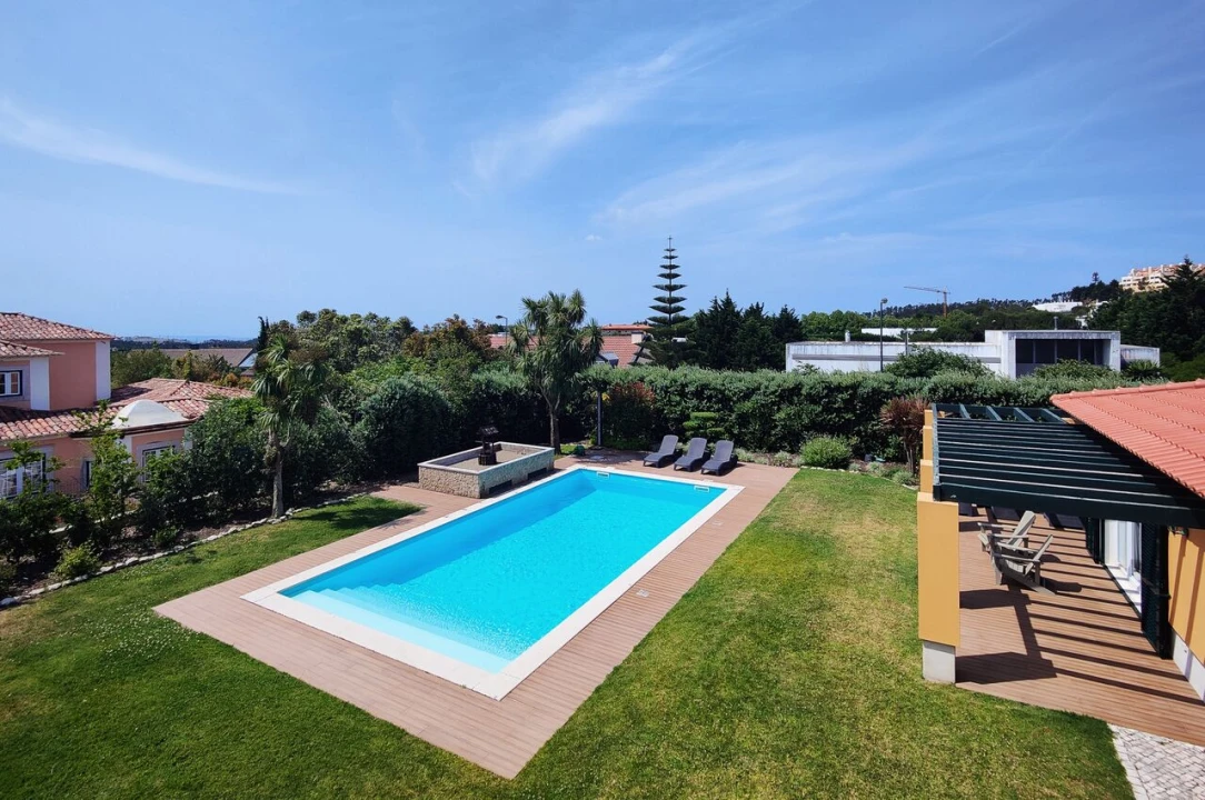 Moradia T6 para Venda em Queluz e Belas Foto 30