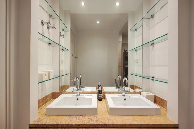 Apartamento T4 para Venda em Misericórdia Foto 17