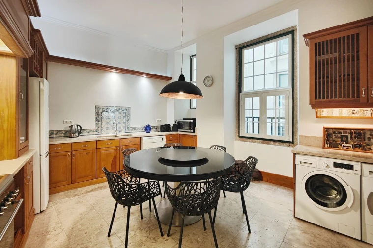 Apartamento T4 para Venda em Misericórdia Foto 7