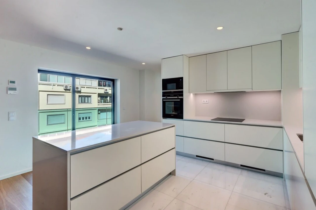 Apartamento T3 para Venda em Avenidas Novas Foto 3