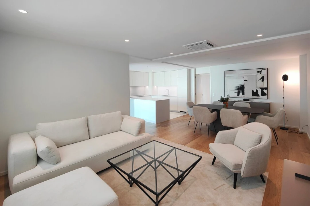 Apartamento T3 para Venda em Avenidas Novas Foto 2