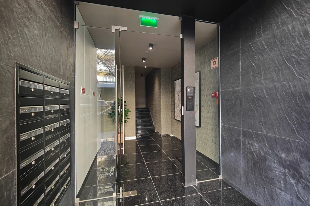 Apartamento T3 para Venda em Avenidas Novas Foto 42