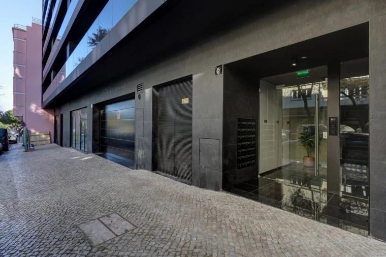 Apartamento T3 para Venda em Avenidas Novas Foto 43