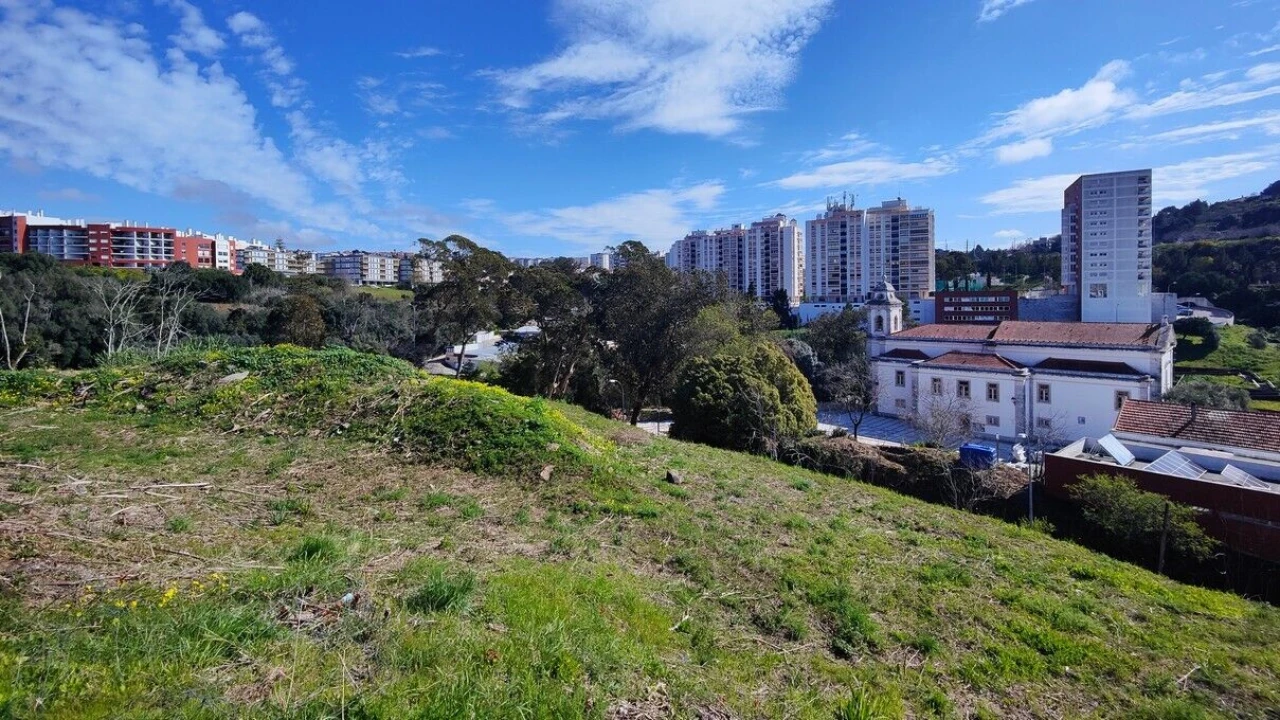 Terreno para Venda em Carnaxide e Queijas Foto 15