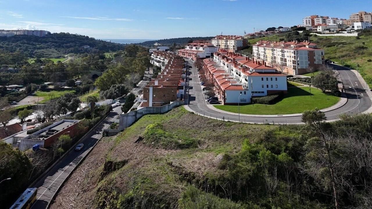 Terreno para Venda em Carnaxide e Queijas Foto 12