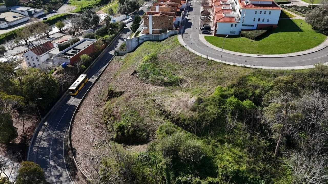 Terreno para Venda em Carnaxide e Queijas Foto 19