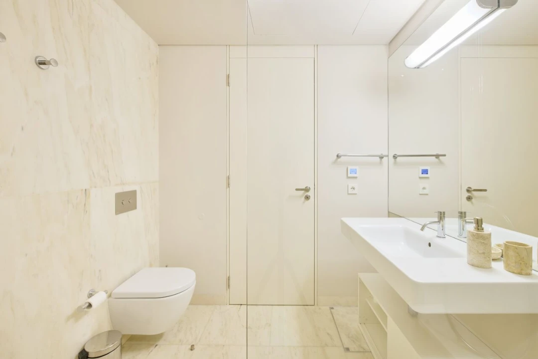 Apartamento T2 para Venda em Santo António Foto 20