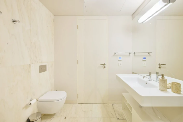 Apartamento T2 para Venda em Santo António Foto 20