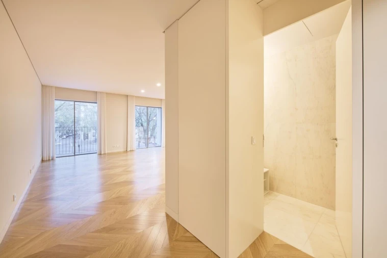 Apartamento T2 para Venda em Santo António Foto 31