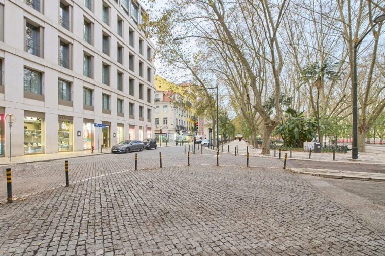 Apartamento T2 para Venda em Santo António Foto 37