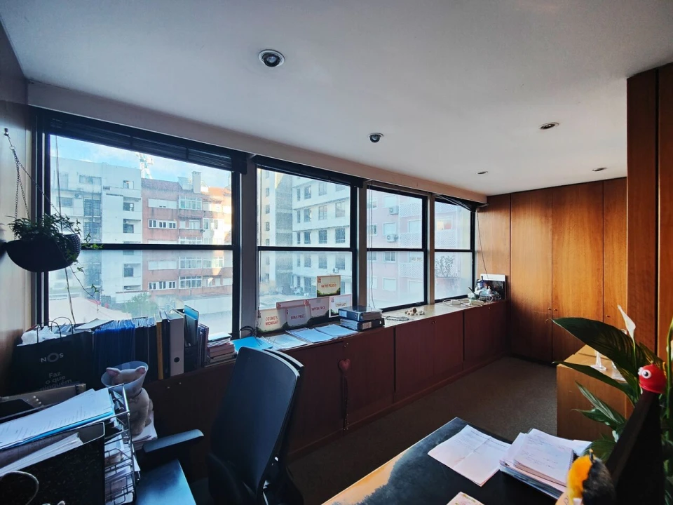 Escritório para Venda em Avenidas Novas Foto 3