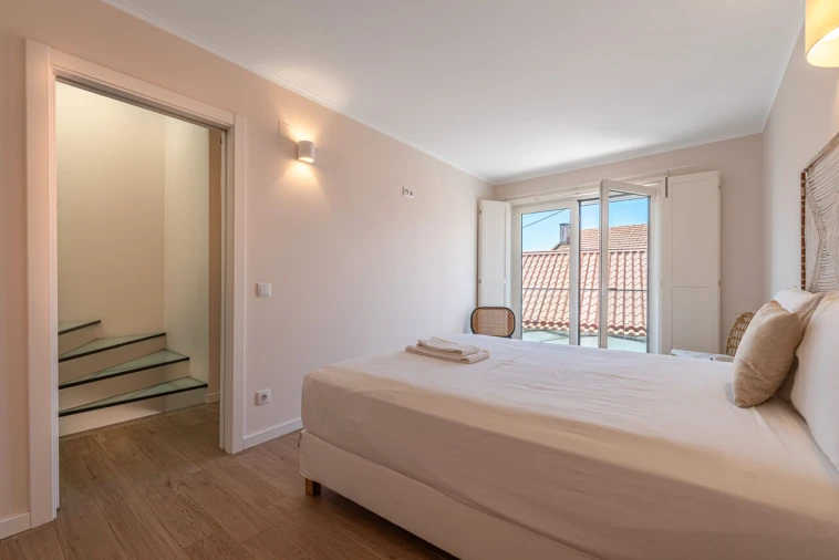 Moradia T2 para Venda em Santa Maria do Castelo e Santiago e Santa Susana Foto 11