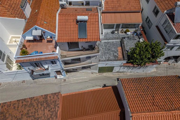 Moradia T2 para Venda em Santa Maria do Castelo e Santiago e Santa Susana Foto 21