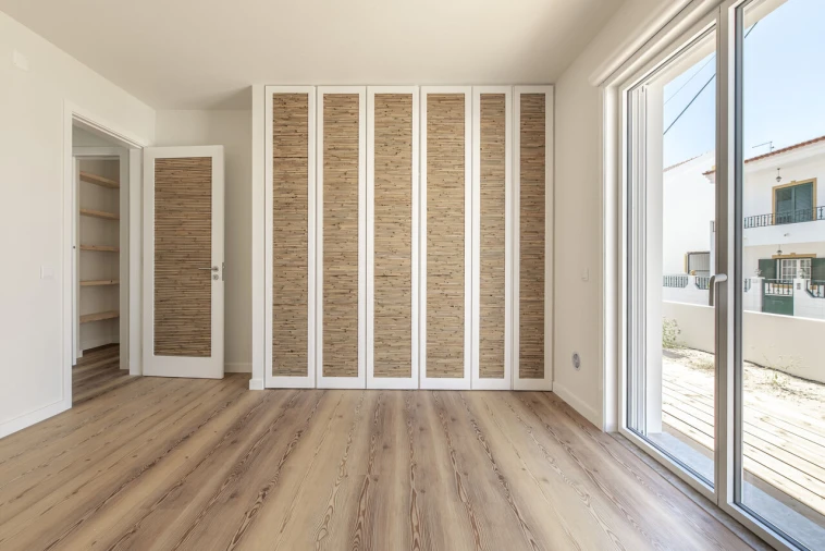 Moradia T4 para Venda em Santa Maria do Castelo e Santiago e Santa Susana Foto 13