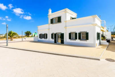 Moradia T2 para Venda em Faro (Sé e São Pedro)
