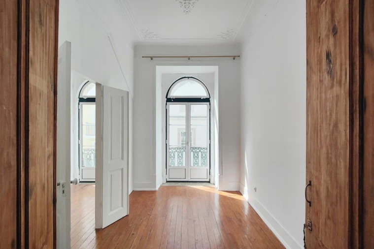 Prédio para Venda em Santa Maria Maior Foto 9