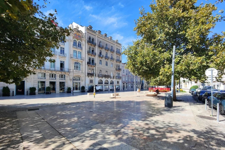 Prédio para Venda em Santa Maria Maior Foto 22